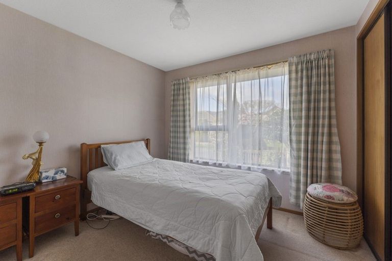 Photo of property in 1/5 Tuscany Place, Beckenham, Christchurch, 8023