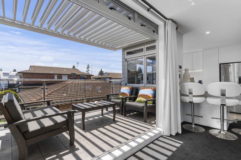 Photo of property in 1 Rita Street, Mount Maunganui, 3116