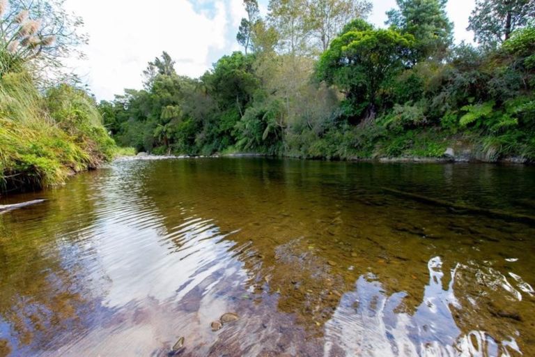 Photo of property in 61 Surrey Hill Road, Kaitake, New Plymouth, 4374