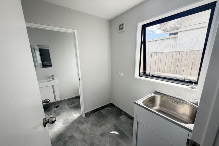 Photo of property in 8 Whangamaru Way, Papakura, 2110