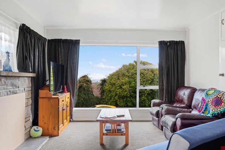 Photo of property in 14 Matipo Avenue, Pomare, Rotorua, 3015