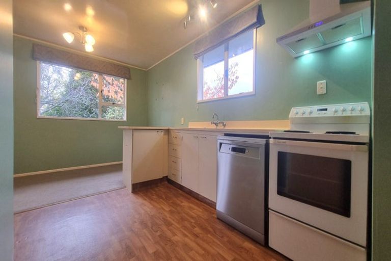 Photo of property in 18 Chums Road, Paraparaumu Beach, Paraparaumu, 5032