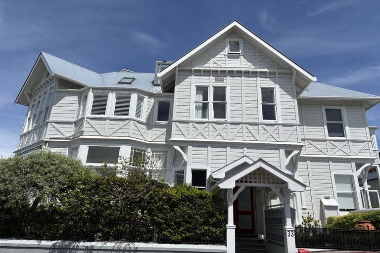 Photo of property in The Villas, 6/33 Hobson Street, Thorndon, Wellington, 6011