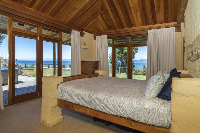 Photo of property in 159 Kina Beach Road, Tasman, Upper Moutere, 7173