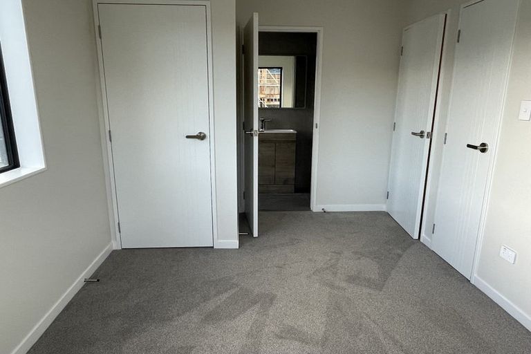 Photo of property in 17 Goldwater Drive, Silverdale, 0932