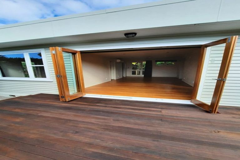 Photo of property in 14 Toru Road, Paraparaumu Beach, Paraparaumu, 5032