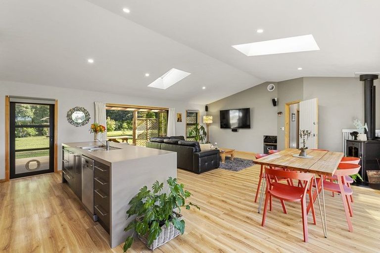 Photo of property in 31 Mangakino Road, Raglan, 3295