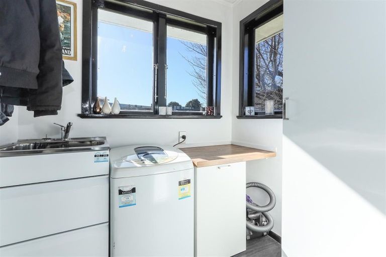 Photo of property in 21 Pandora Avenue, Sunnybrook, Rotorua, 3015