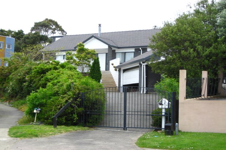 Photo of property in 64 Regency Park Drive, Gulf Harbour, Whangaparaoa, 0930