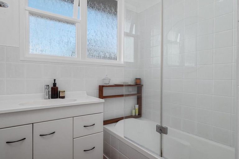 Photo of property in 25 Clifton Terrace, Brookfield, Tauranga, 3110