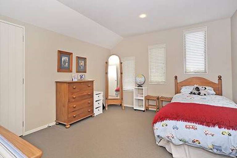 Photo of property in 3 Windsor Street, Terrace End, Palmerston North, 4410