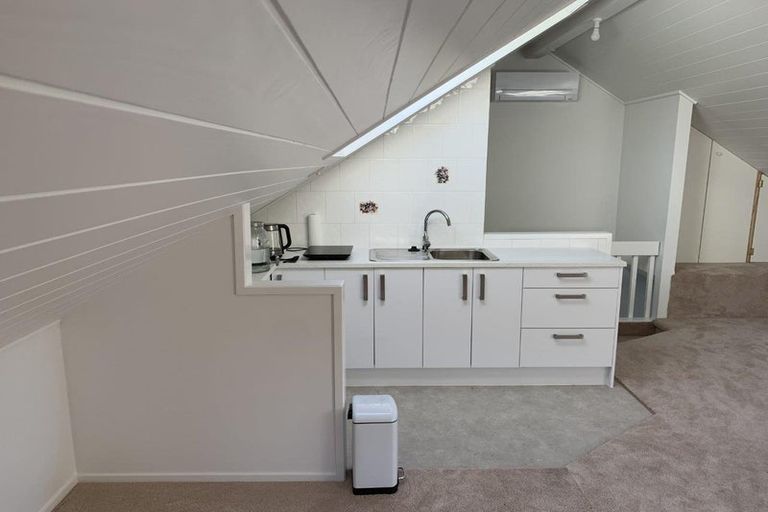 Photo of property in 1/16 Willis Street, Torbay, Auckland, 0630