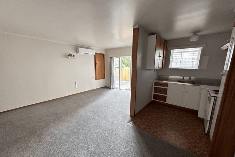 Photo of property in 139a Forrest Hill Road, Forrest Hill, Auckland, 0620