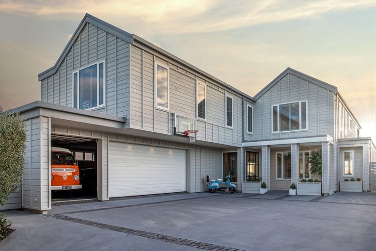 Photo of property in 235a Oceanbeach Road, Mount Maunganui, 3116