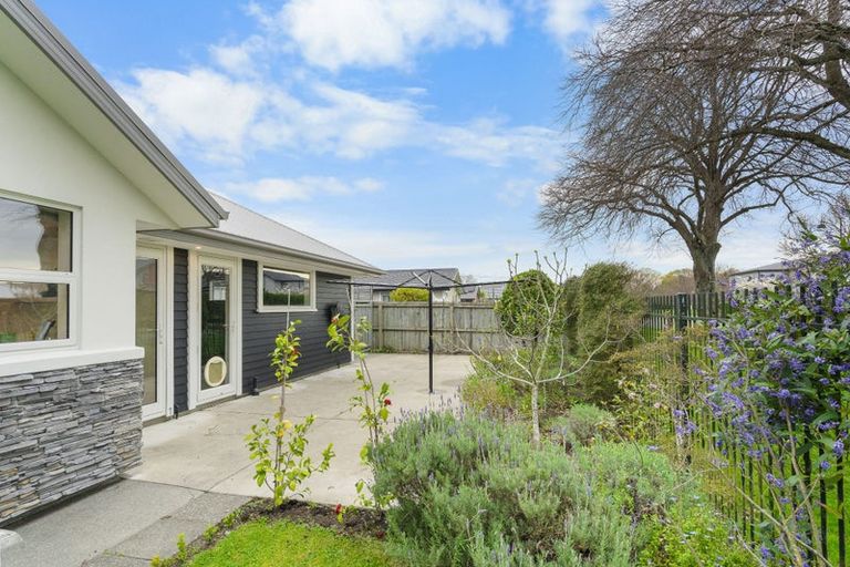 Photo of property in 4 Levinge Lane, Hillmorton, Christchurch, 8024