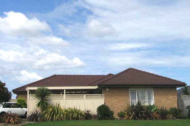 Photo of property in 14 Checkerberry Court, Henderson, Auckland, 0612