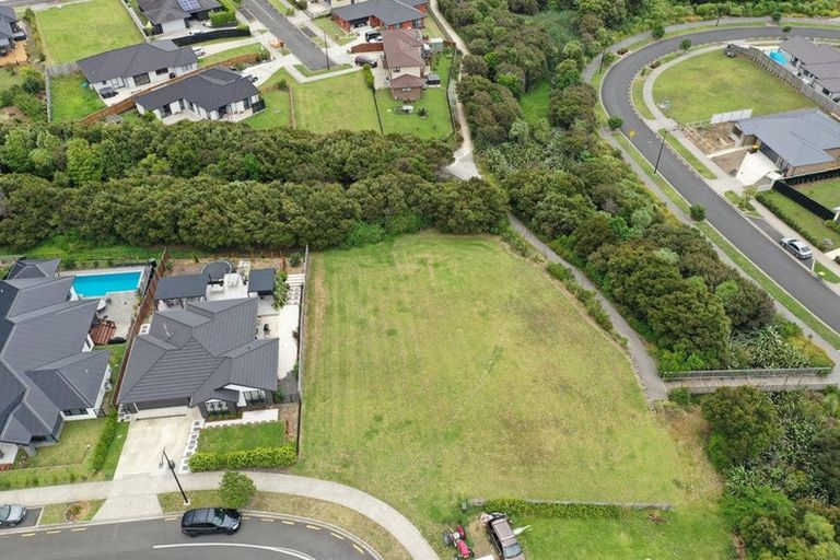 Photo of property in 8 Wheriko Avenue, Glenbrook, 2681