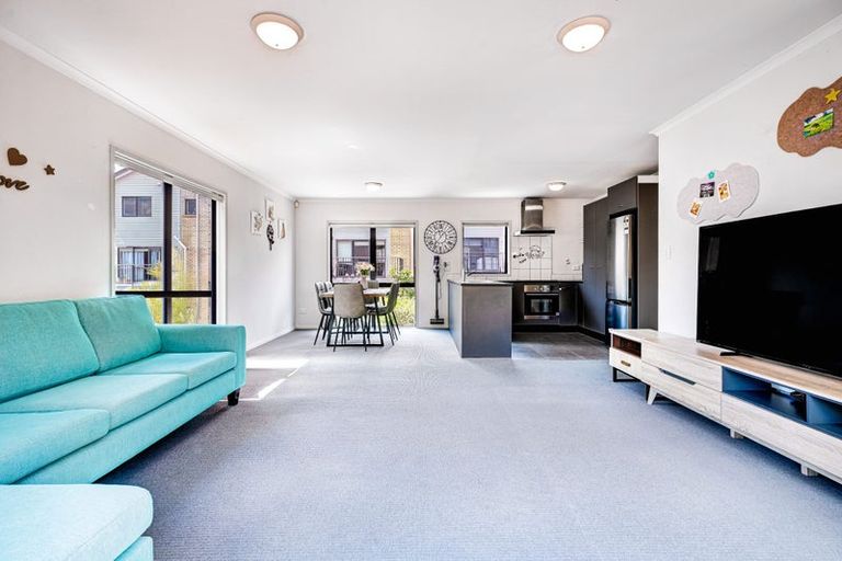 Photo of property in St Claire Village, 54/172 Mcleod Road, Te Atatu South, Auckland, 0610