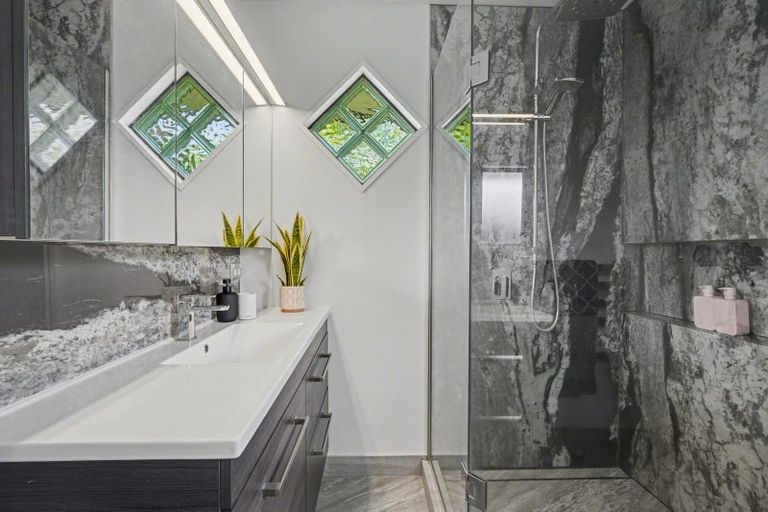 Photo of property in 7 Baltic Place, Northwood, Christchurch, 8051