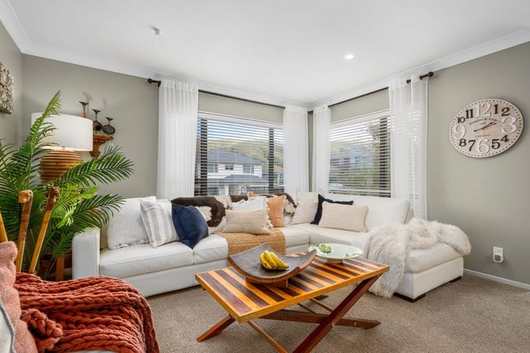 Photo of property in 27 Mauldeth Terrace, Churton Park, Wellington, 6037