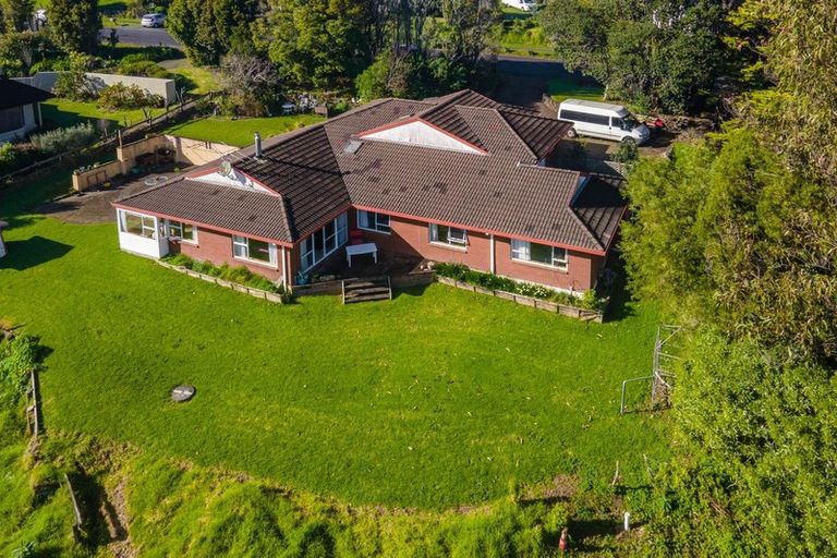 Photo of property in 94 Browns Lane, Flat Bush, Auckland, 2016