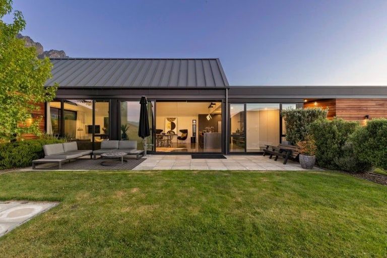 Photo of property in 8 Big Valley Drive, Jacks Point, Queenstown, 9371