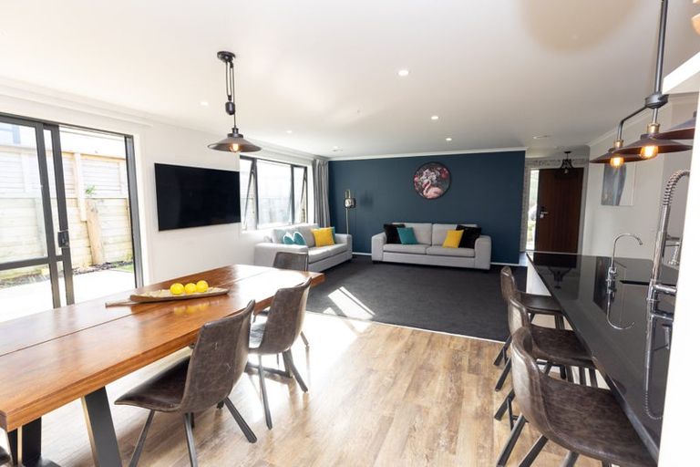 Photo of property in 111 Melksham Drive, Churton Park, Wellington, 6037