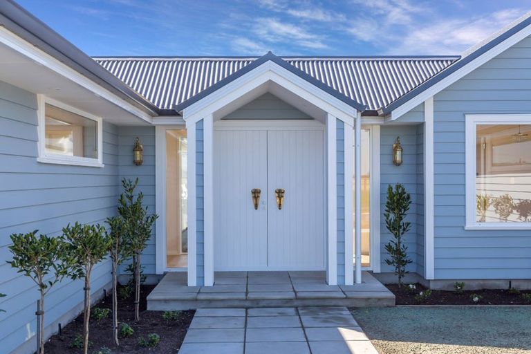 Photo of property in 131 Ridgeland Way, West Melton, 7676