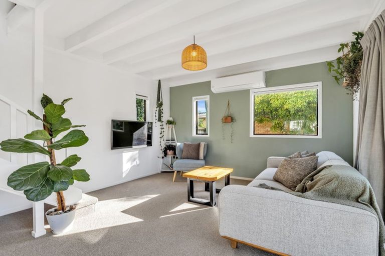 Photo of property in 2/506 Devonport Road, Tauranga South, Tauranga, 3112