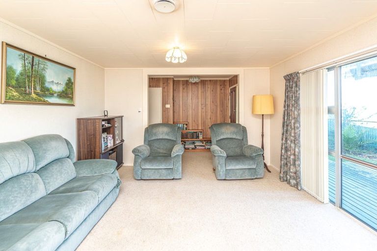 Photo of property in 14 Hood Street, Castlecliff, Whanganui, 4501