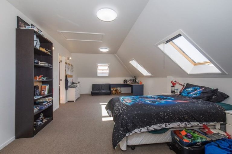 Photo of property in 71 Kings Drive, Wanaka, 9305