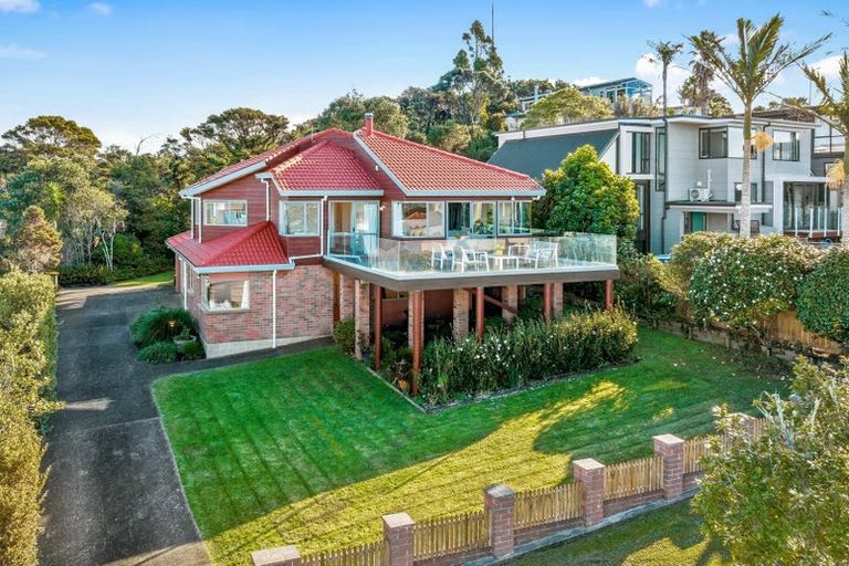 Photo of property in 6 Elsfield Place, Torbay, Auckland, 0630