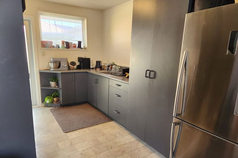 Photo of property in 2/18 Rutherford Street, Woolston, Christchurch, 8023