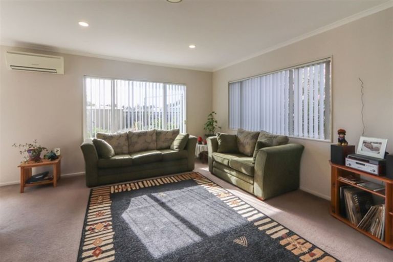 Photo of property in 6c Faber Place, Inglewood, 4330