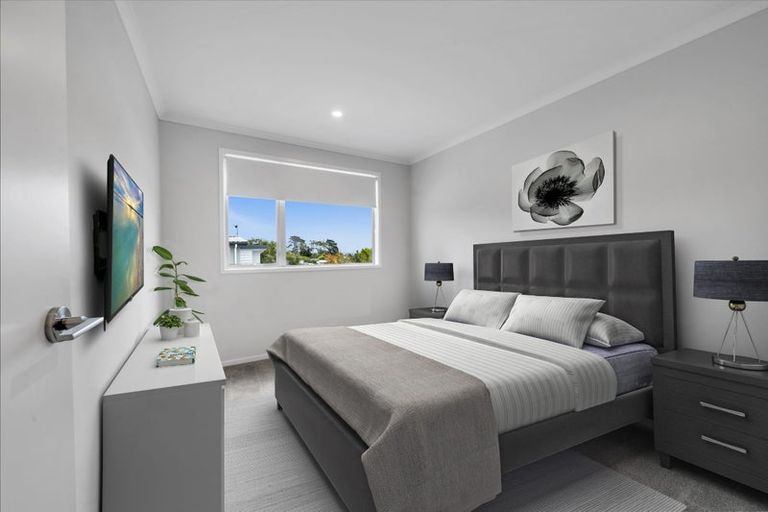 Photo of property in 74b Stanley Road, Glenfield, Auckland, 0629