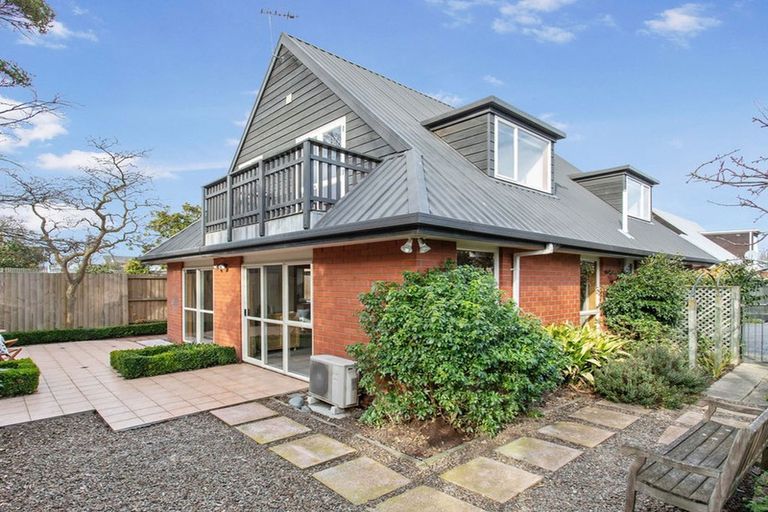 Photo of property in 2/109 Knowles Street, St Albans, Christchurch, 8052