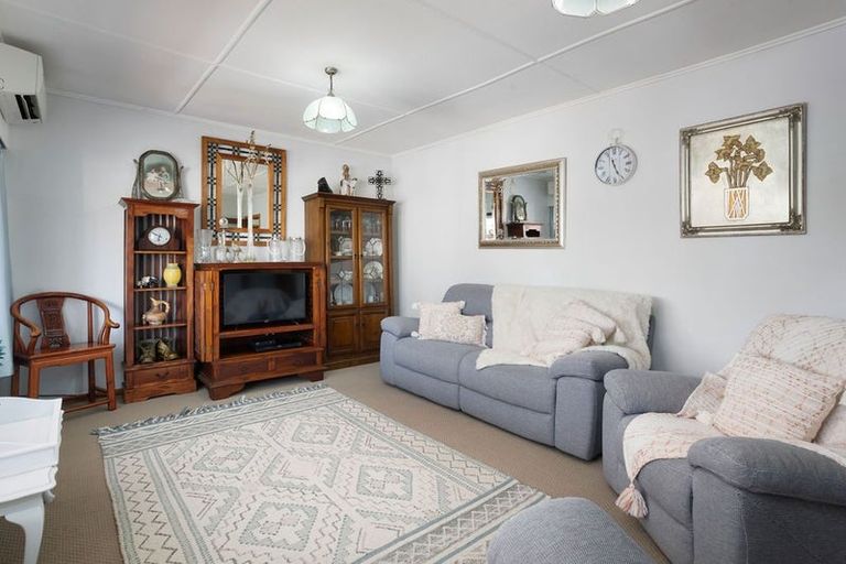 Photo of property in 16g Church Street, Katikati, 3129