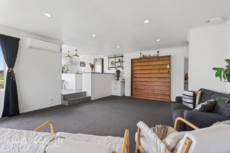 Photo of property in 14 Protea Lane, Kaiwaka, 0573