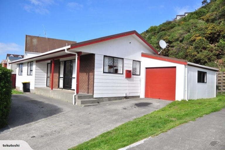 Photo of property in 2/67 Cortina Avenue, Johnsonville, Wellington, 6037