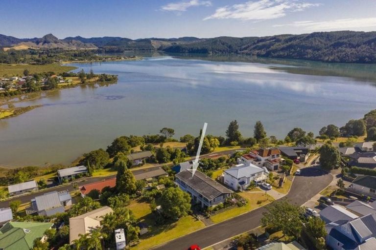 Photo of property in 106b Bruce Wallace Place, Whangamata, 3620