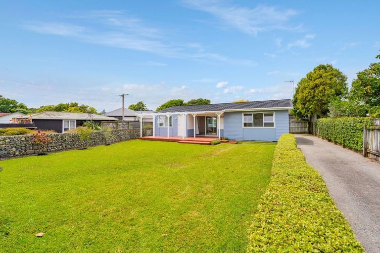 Photo of property in 23 Greenaway Road, Waikanae, 5036