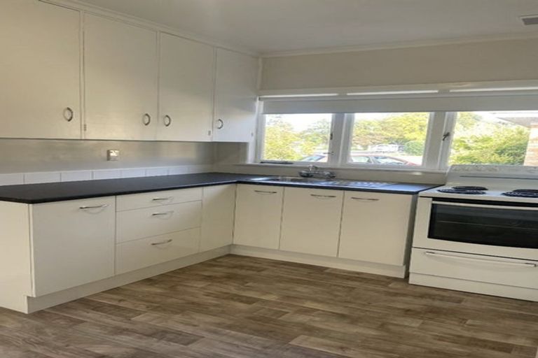 Photo of property in 36 Willis Road, Papakura, 2110