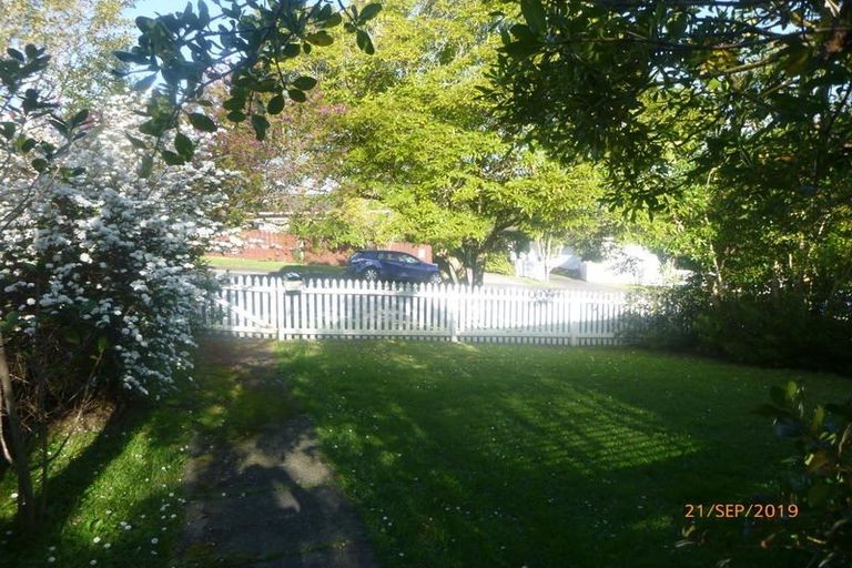 Photo of property in 7 Kemp Road, Massey, Auckland, 0614