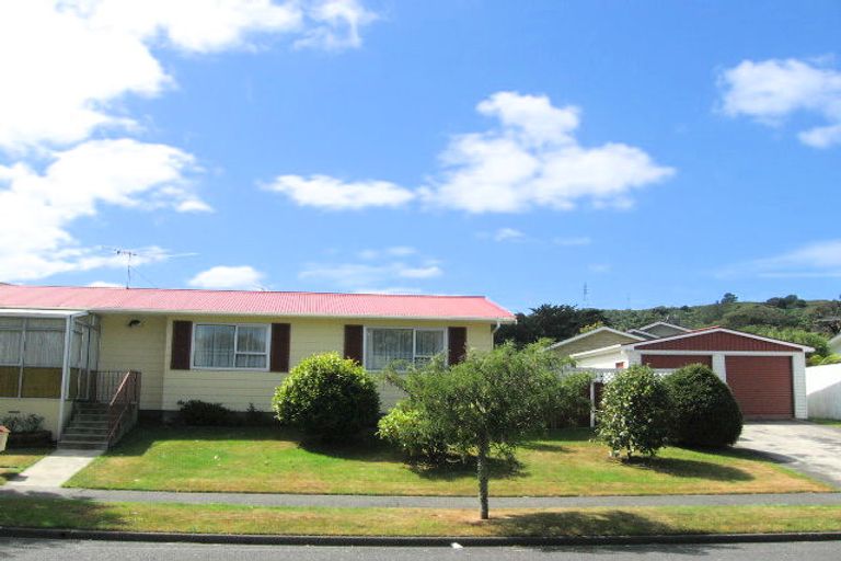 Photo of property in 2 Wyoming Grove, Totara Park, Upper Hutt, 5018