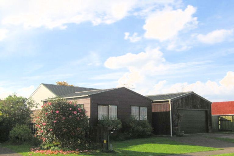 Photo of property in 6 Orchard Place, Lynmore, Rotorua, 3010