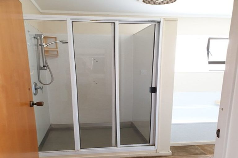 Photo of property in 14 Balmore Place, Wattle Downs, Auckland, 2103