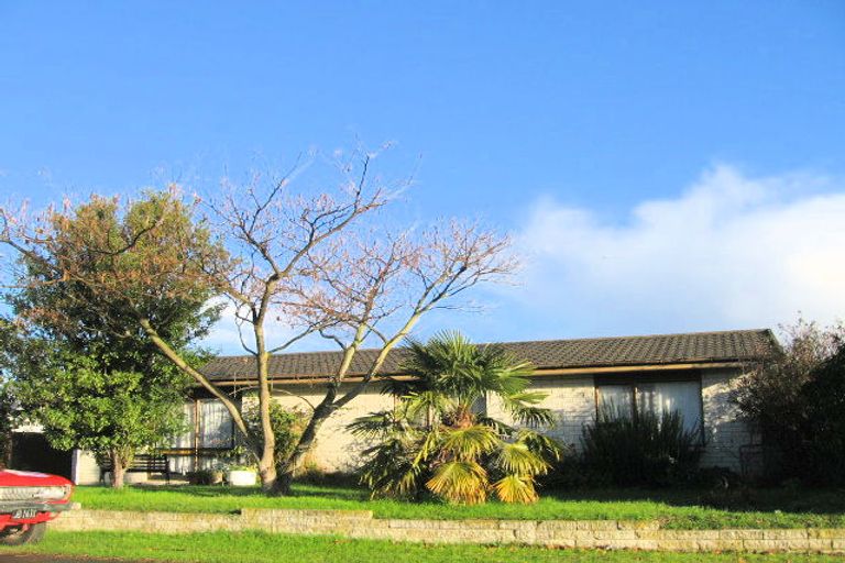 Photo of property in 22 Cartier Crescent, Flaxmere, Hastings, 4120