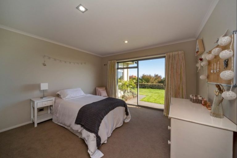 Photo of property in 396 Upland Road, Tarurutangi, New Plymouth, 4372