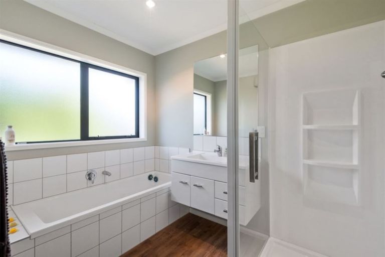 Photo of property in 19 Hineaari Street, Marshland, Christchurch, 8083