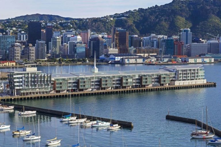 Photo of property in Clyde Quay Wharf, 2c/5 Clyde Quay Wharf, Te Aro, Wellington, 6011